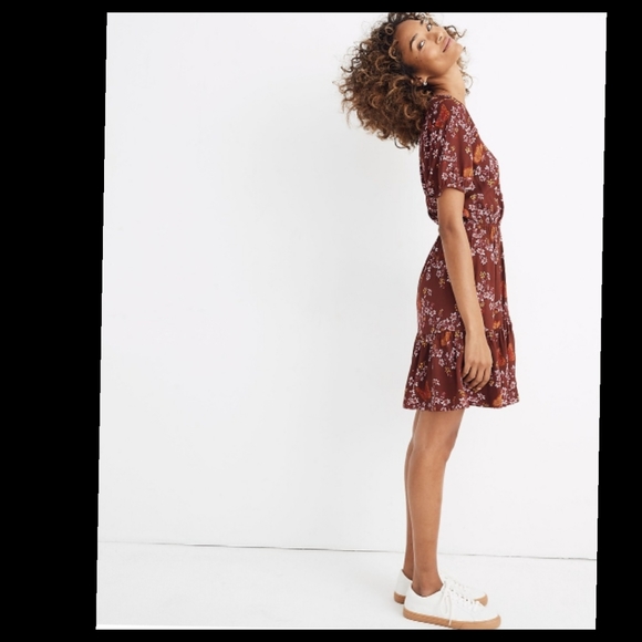 Madewell Burgundy Cottagecore Floral Sanctuary Ruffle Wrap Mini Dress Size 6▪ - Picture 2 of 7
